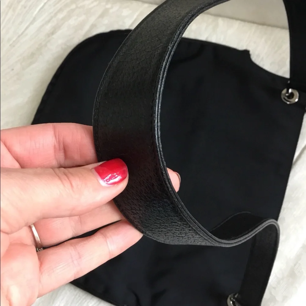 GUCCI shoulder bag/ crossbody 🖤🤍🖤 - Picture 7 of 15